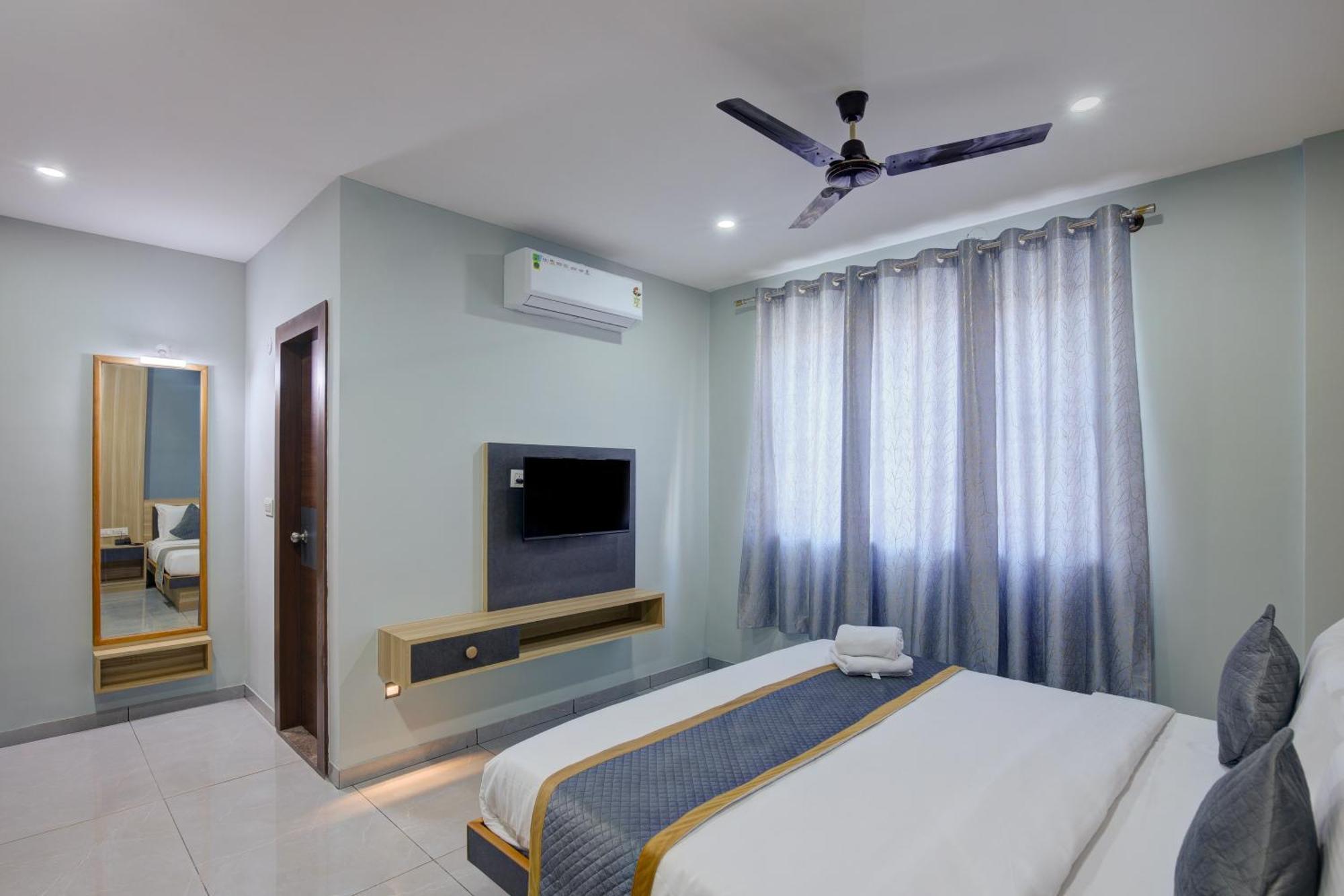 Hotel Park Lane Yelahanka Bangalore Eksteriør billede