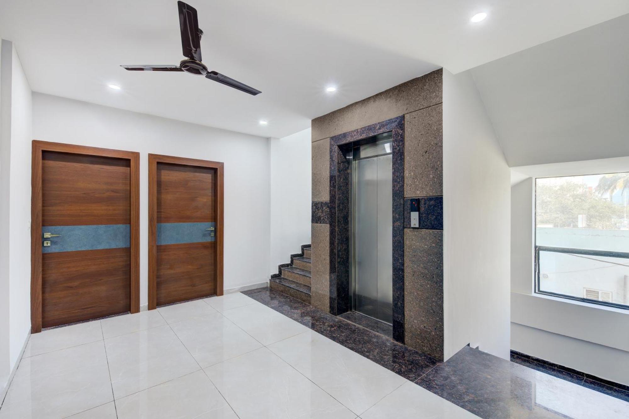 Hotel Park Lane Yelahanka Bangalore Eksteriør billede