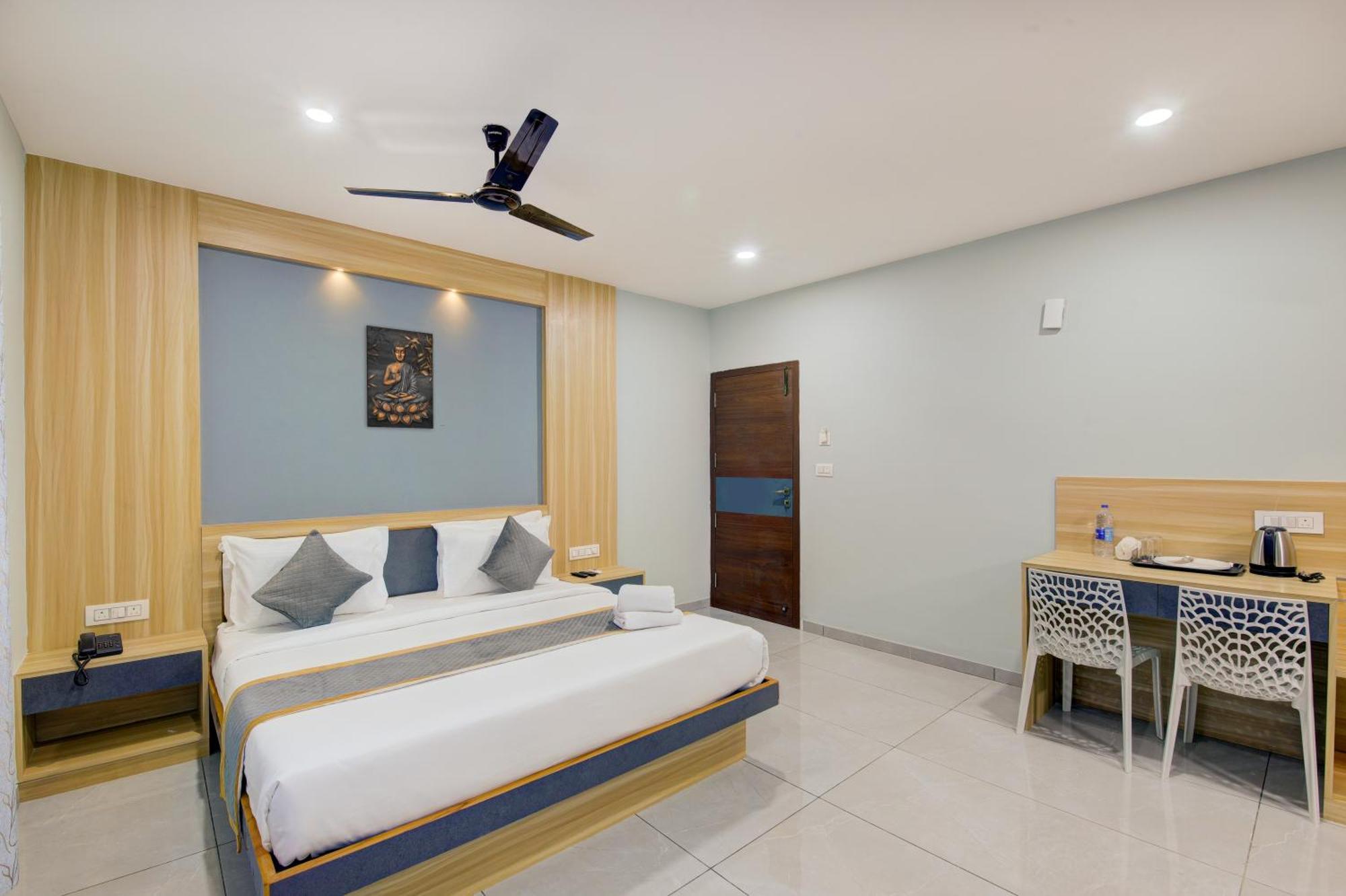 Hotel Park Lane Yelahanka Bangalore Eksteriør billede